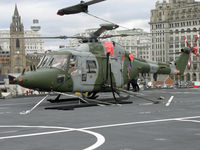 XZ612 - Lynx XZ612 on board HMS Illustrious - by Manxman