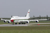 A4O-OMN @ LOWW - Oman Government Boeing 747-400 - by Dietmar Schreiber - VAP