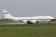 A4O-OMN @ LOWW - Oman Government Boeing 747-400 - by Dietmar Schreiber - VAP