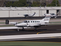 N444FA @ KSMO - N444FA arriving on RWY 21 - by Torsten Hoff