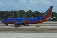 N457WN @ KMCO - Southwest Airlines Boeing 737-700 - by Kreg Anderson