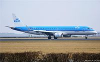 PH-EZF @ EHAM - Landing on the Polderbaan - by Jan Lefers