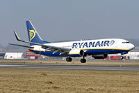 EI-DLO @ LOWL - Ryanair Boeing B737-8AS landing in LOWL/LNZ - by Janos Palvoelgyi