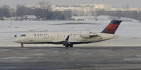 N8736A @ KMSP - Taxi for departure at MSP - by Todd Royer
