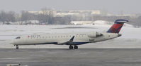 N625CA @ KMSP - Taxi for departure at MSP - by Todd Royer