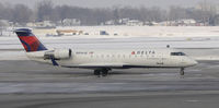 N8964E @ KMSP - taxi to gate at MSP - by Todd Royer