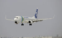 PH-HZG @ KMSP - Landing at MSP - by Todd Royer