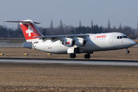 HB-IXS @ VIE - Swiss - by Chris Jilli