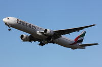 A6-EMR @ EDDL - Emirates - by Air-Micha