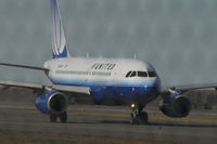 N810UA @ BIL - United Airbus A319 departing BIL - by Daniel Ihde