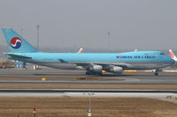 HL7600 @ VIE - Korean Air Cargo - by Joker767