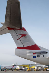 OE-LFI @ LOWW - Austrian Arrows Fokker 70 - by Dietmar Schreiber - VAP