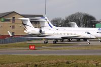 N89NC @ EGGW - 2004 Gulfstream Aerospace GV-SP (G550), c/n: 5049 at Luton - by Terry Fletcher