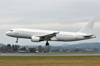 YL-LCH @ LOWL - SmartLynx Airlines Airbus A320-211 landing in LOWL/LNZ - by Janos Palvoelgyi