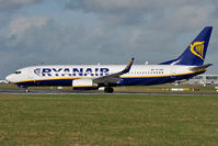 EI-ENR @ EIDW - New aircraft for Ryanair lining up on r/w 28 - by Robert Kearney