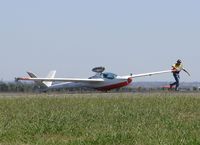 N101AZ @ YMAV - Bob Carlton's Salto jet powered glider at Avalon Air Show 2011