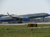98-0002 @ ILM - Air Force 2 - by Mlands87