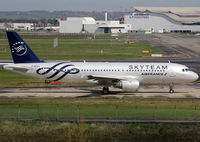 F-GFKS @ LFBO - Now in full new Skyteam c/s... Back from maintenance and going to CDG via CHR for test flight... - by Shunn311