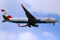 OE-LAX @ CYYZ - Austrian Airlines landing at YYZ. - by max650