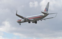N803NN @ KORD - American Airlines Boeing 737-823, AAL1835 arriving from KDCA, on approach RWY 28 KORD. - by Mark Kalfas