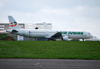 F-OIVU @ EGHL - Airbus A321-211 stored at Lasham for GECAS after
lease ended. - by moxy
