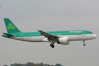 EI-DER @ EIDW - Aer Lingus - by Chris Hall