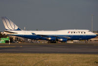 N119UA @ YSSY - early arrival on r/w 34R - by Bill Mallinson