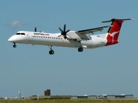 VH-QOC @ YMML - QANTASLink Dash 8 Quebec Oscar Charlie approaching runway 34 at Melbourne (Tullamarine) - by red750