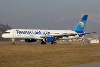 G-FCLE @ LOWI - Thomas Cook 757-200