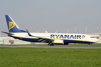 EI-DAF @ EGGP - Ryanair - by Chris Hall