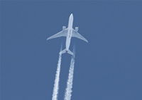 A7-BBA @ KORD - Qatar Airways Boeing 777-2DZLR, QTR77 enroute from OTBD (Doha Int'l) to KIAH (Houston Bush Int'ctl), overflying O'Hare Intl. on a 207 heading at FL 360. - by Mark Kalfas