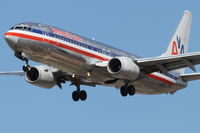 N937AN @ KORD - American Airlines Boeing 737-823, AAL1758 arriving from KSFO, RWY 28 KORD. - by Mark Kalfas