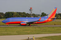 N390SW @ ORF - Southwest Airlines N390SW (FLT SWA1819) taxiing to RWY 23 for departure to Jacksonville Int'l (KJAX). - by Dean Heald