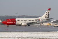 LN-KKP @ LOWS - Norwegian 737-300 - by Andy Graf-VAP