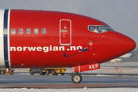 LN-KKP @ LOWS - Norwegian 737-300