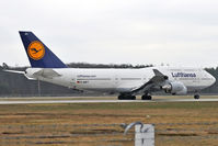 D-ABVT @ EDDF - Lufthansa - by Artur Bado?