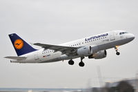 D-AILS @ EDDF - Lufthansa - by Artur Bado?