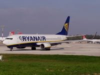 EI-DCN @ LMML - B738 EI-DCN Ryanair - by raymond