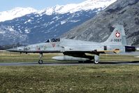 J-3067 @ LSMJ - FlSt 8 badge on the nose during WK03 at Turtmann. - by Joop de Groot