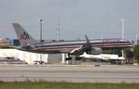 N186AN @ MIA - American 757-200 - by Florida Metal