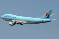 HL7605 @ VIE - Korean Air Cargo - by Chris Jilli