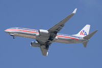 N831NN @ DFW - American Airlines on final approach at DFW Airport, TX - by Zane Adams
