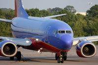 N225WN @ ORF - Southwest Airlines N225WN exiting RWY 5 at Taxiway Echo. - by Dean Heald
