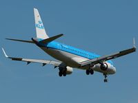 PH-EZM @ LFBD - KLM landing 05 - by Jean Goubet-FRENCHSKY