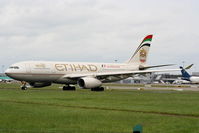 A6-EYD @ EIDW - Etihad Airways - by Chris Hall