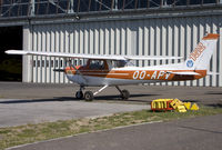 OO-APV @ EBSP - Paking position in front of the local flying club. - by Philippe Bleus