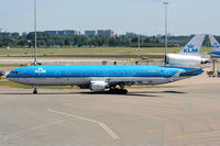 PH-KCI @ EHAM - KLM Royal Dutch Airlines - by Chris Hall