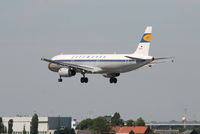 D-AIRX @ EBBR - Flight LH1010 is descending to RWY 25L - by Daniel Vanderauwera