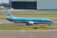 PH-BXP @ EHAM - KLM Royal Dutch Airlines - by Chris Hall