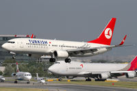TC-JFN @ VIE - Turkish Airlines - by Joker767